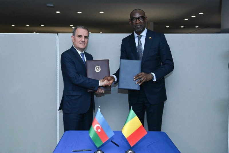 Azerbaijan, Mali ink MoU on political consultations