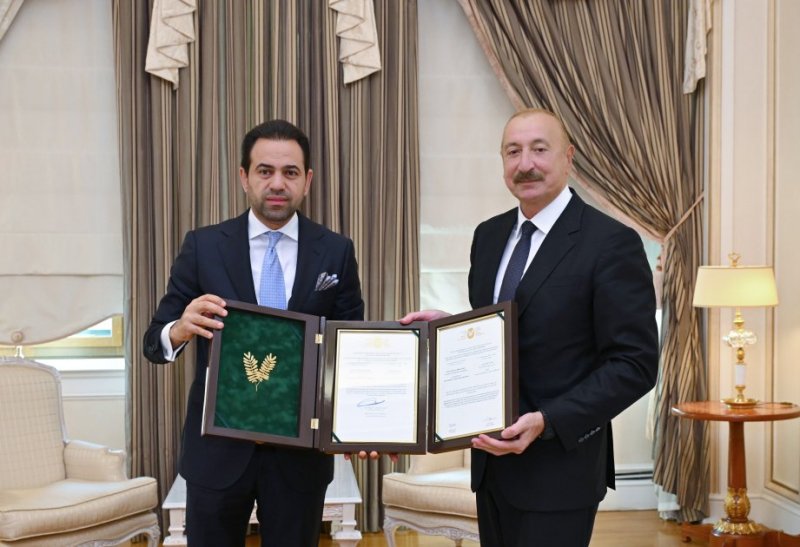   Prezident İlham Əliyevə Zayed İnsan Qardaşlığı Mükafatının sertifikatı təqdim olunub  