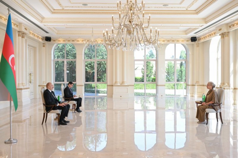 Azerbaijan's president receives newly appointed Swedish ambassador