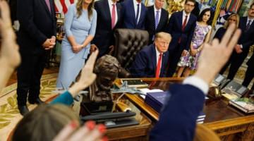 CNN, MS NOW və “Politico” Tramp administrasiyasını məhkəməyə verib