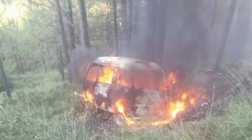 Pakistanda məktəb avtobusu qəzaya uğrayaraq yanıb, 11 uşaq yaralanıb