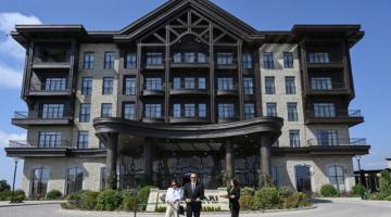 Prezident İlham Əliyev Şamaxıda “Meysari Grand Hotel & SPA” kompleksinin açılışında iştirak edib