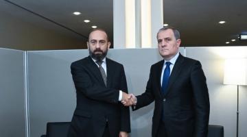   Azərbaycan və Ermənistan XİN başçıları sülh gündəliyini və nəqliyyat əlaqələrinin açılmasını müzakirə ediblər  