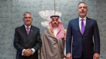 Mecca defense pact ministers discuss urgent meeting to support Saudi Arabia