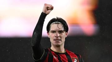“Real” Aleks Skottun transferi ilə maraqlanır